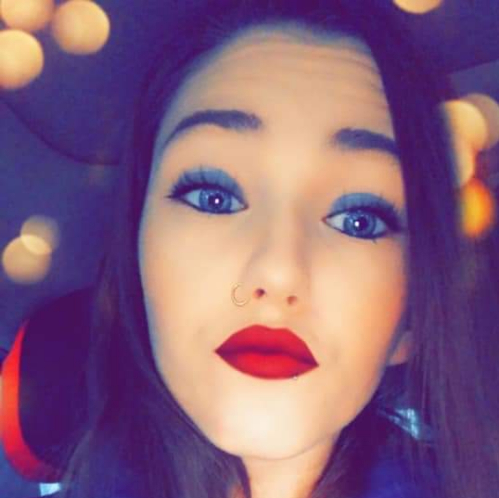 Meet your Posher, Stephanie